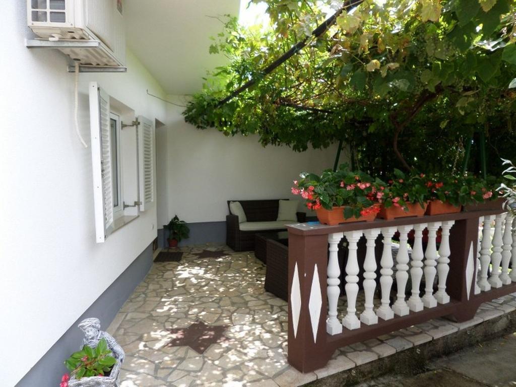 Apartment Ines Novi Vinodolski Rum bild